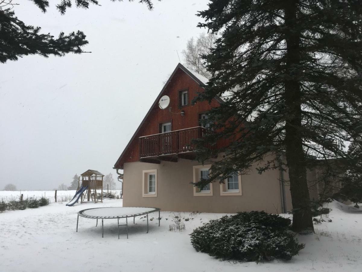 Hermanov 141 Jindrichovice Esterno foto